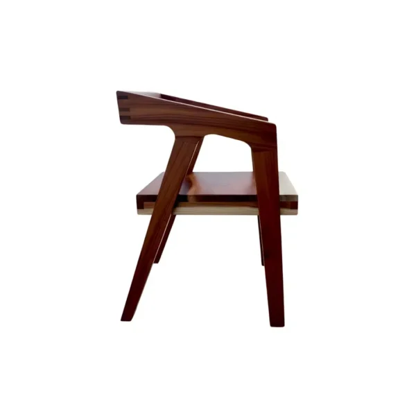 Silla rústica de madera maciza Dzalam en Cancún